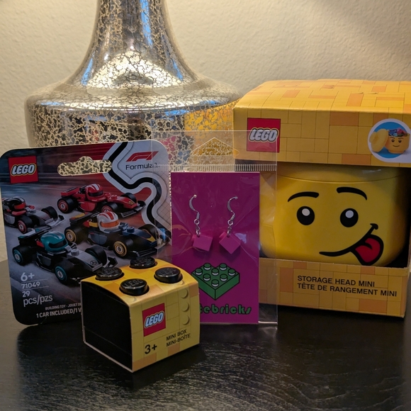 LEGO Bundle - Picture 1 of 10